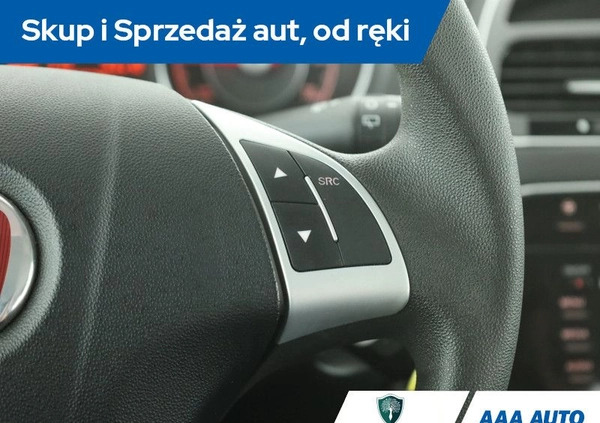 Fiat Punto 2012 cena 28000 przebieg: 60647, rok produkcji 2016 z Głuchołazy małe 154